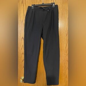 Lands End Black Elastic Waist drawstring tech sweats Medium